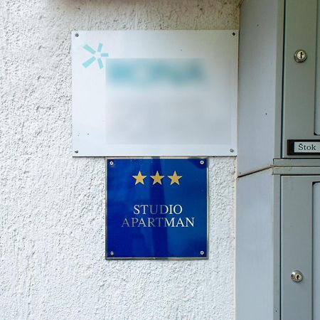 Studio Apartman Irma Cervar 포레치 외부 사진